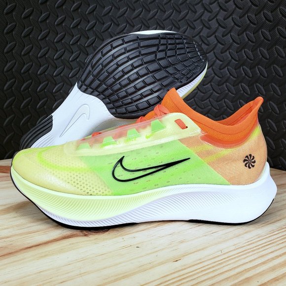 women's zoom fly 3 rise